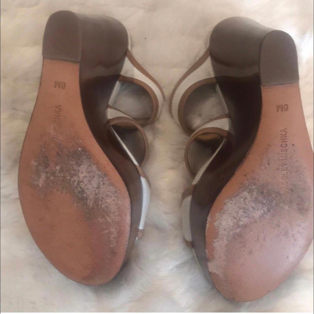 Badgley Mischka Wedges - Elegance Worn Only Twice - Picture 4 of 4
